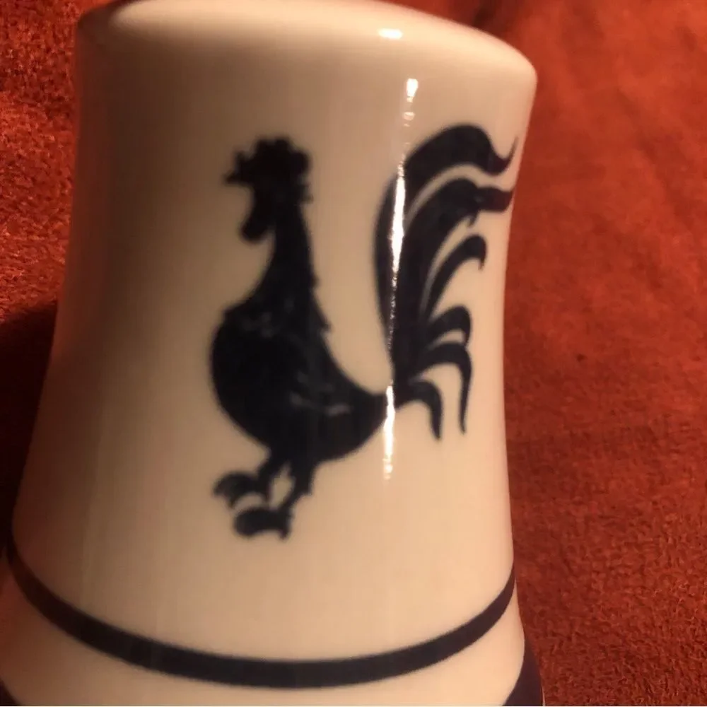 Home Blue And White Ceramic Rooster Salt Shaker Vintage country‎ kitchen